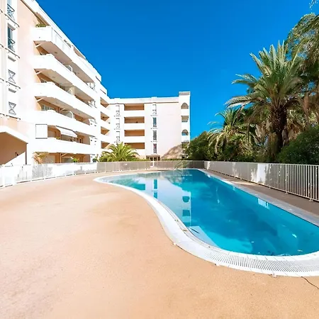 Appartement Hyeres Apartman *